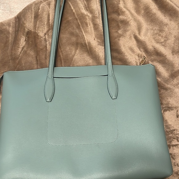 Kate Spade Bleecker tote - Picture 3 of 6
